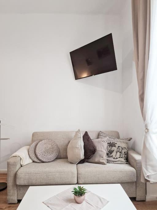 Am Tabor Apartment Wina Bagian luar foto